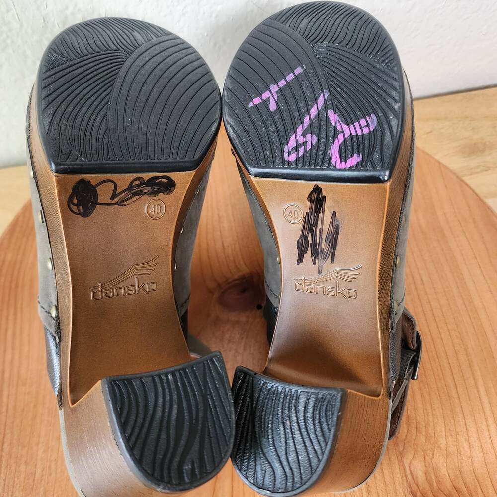 Dansko Shoes Womens Size 9.5 EU 40 Gray Leather Slingback Studded Platform Heel - Picture 12 of 13